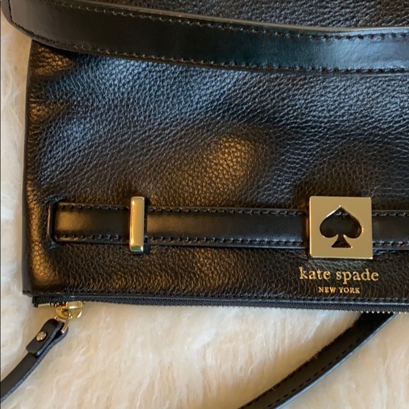 Kate Spade with removable shoulder purse - Picture 11 of 13